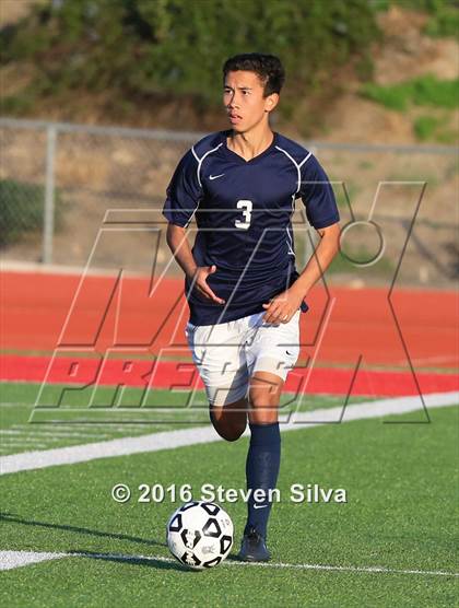 Thumbnail 1 in Cathedral Catholic vs. Loyola (CIF SoCal Regional D1 Final) photogallery.