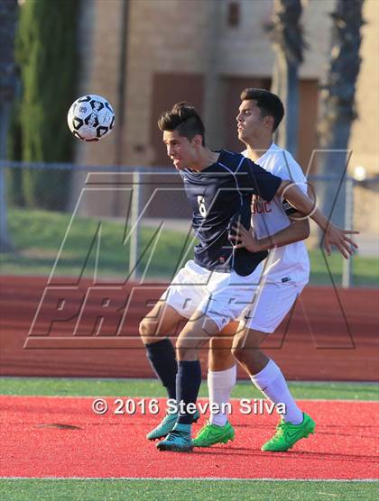 Thumbnail 1 in Cathedral Catholic vs. Loyola (CIF SoCal Regional D1 Final) photogallery.