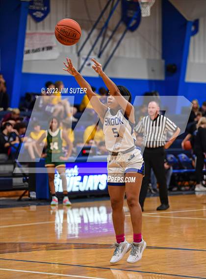 Thumbnail 1 in Snook vs Lexington photogallery.