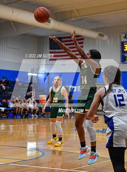 Thumbnail 3 in Snook vs Lexington photogallery.