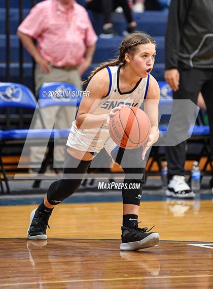 Thumbnail 3 in Snook vs Lexington photogallery.