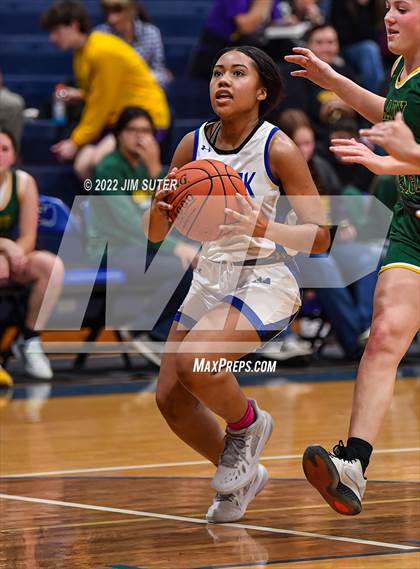 Thumbnail 1 in Snook vs Lexington photogallery.