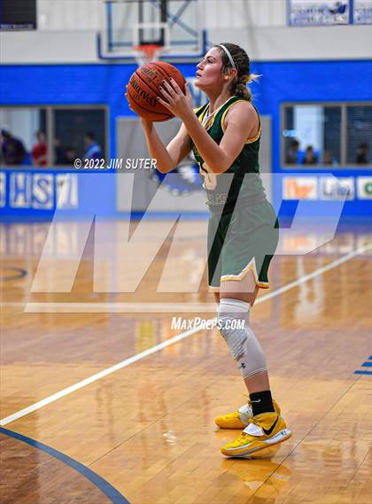Thumbnail 3 in Snook vs Lexington photogallery.