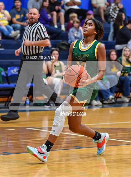 Thumbnail 1 in Snook vs Lexington photogallery.