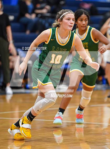 Thumbnail 3 in Snook vs Lexington photogallery.