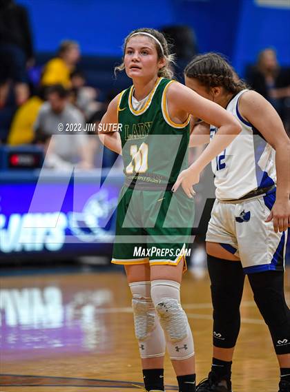Thumbnail 3 in Snook vs Lexington photogallery.