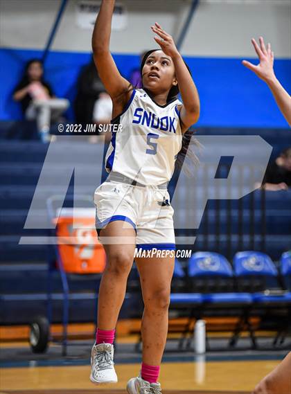 Thumbnail 2 in Snook vs Lexington photogallery.