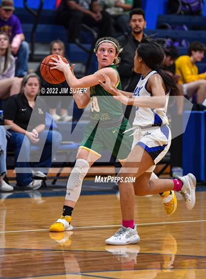 Thumbnail 2 in Snook vs Lexington photogallery.