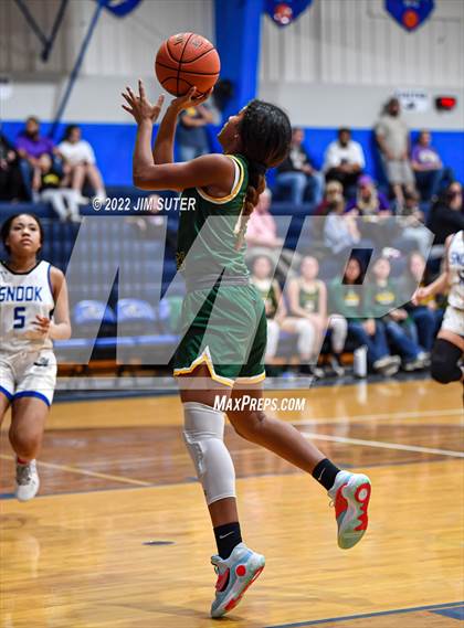 Thumbnail 1 in Snook vs Lexington photogallery.