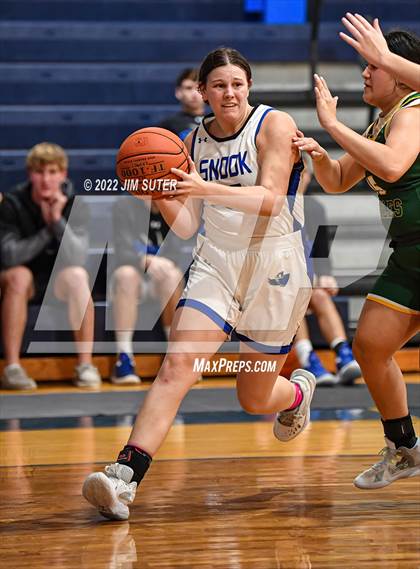 Thumbnail 1 in Snook vs Lexington photogallery.