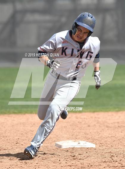 Thumbnail 1 in King @ Tustin photogallery.