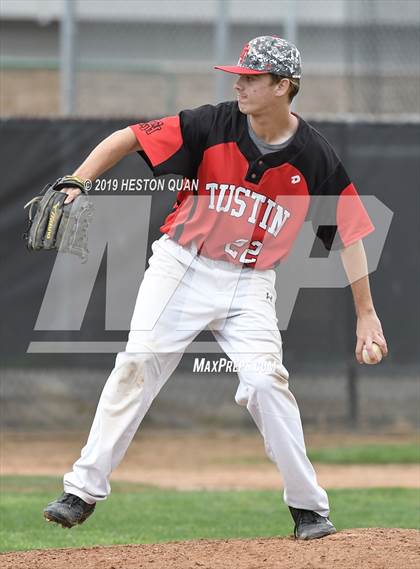 Thumbnail 2 in King @ Tustin photogallery.