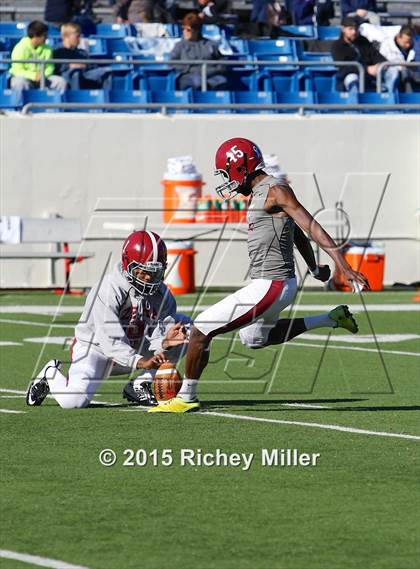 Thumbnail 3 in Pine Bluff vs. Greenwood (AAA 6A Final) photogallery.