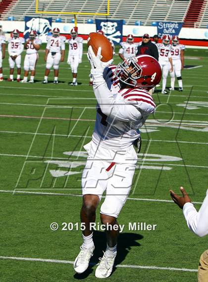 Thumbnail 2 in Pine Bluff vs. Greenwood (AAA 6A Final) photogallery.