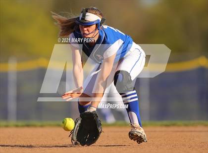 Thumbnail 2 in Keystone Oaks @ Lincoln photogallery.