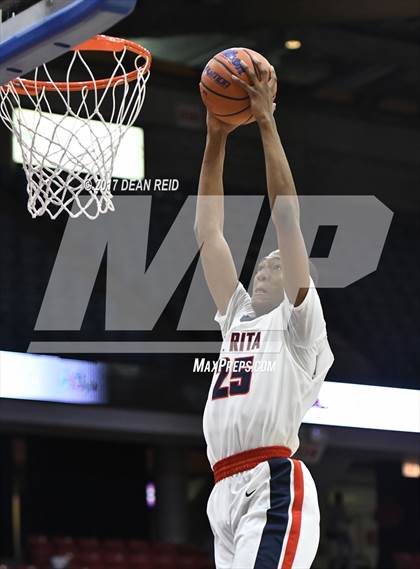 Thumbnail 2 in Bloomington vs. St. Rita (Chicago Elite Classic)  photogallery.