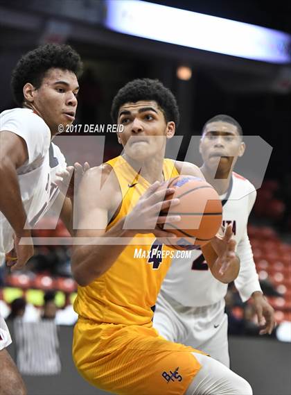 Thumbnail 3 in Bloomington vs. St. Rita (Chicago Elite Classic)  photogallery.
