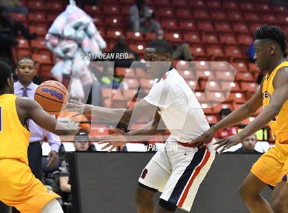 Thumbnail 2 in Bloomington vs. St. Rita (Chicago Elite Classic)  photogallery.