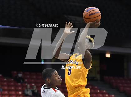 Thumbnail 2 in Bloomington vs. St. Rita (Chicago Elite Classic)  photogallery.