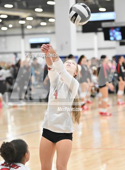 Thumbnail 3 in South Salem vs. Maricopa (Nike TOC Southwest) photogallery.
