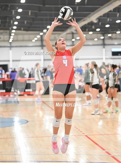 Thumbnail 1 in South Salem vs. Maricopa (Nike TOC Southwest) photogallery.