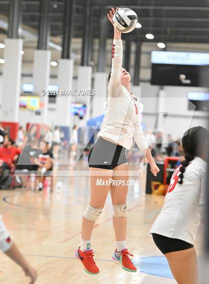 Thumbnail 2 in South Salem vs. Maricopa (Nike TOC Southwest) photogallery.