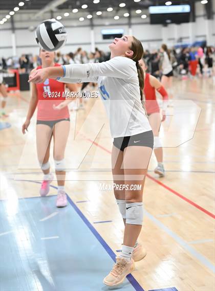 Thumbnail 3 in South Salem vs. Maricopa (Nike TOC Southwest) photogallery.