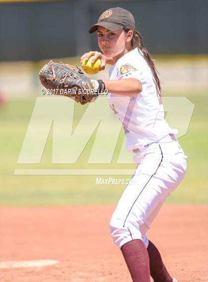 Thumbnail 3 in Empire vs. Winslow (AIA Division 3A Round 1 Playoff) photogallery.