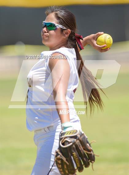 Thumbnail 3 in Empire vs. Winslow (AIA Division 3A Round 1 Playoff) photogallery.