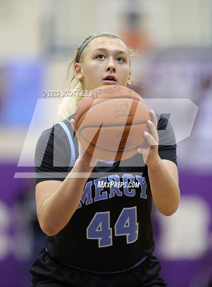 Thumbnail 3 in Mercy vs. Dublin Coffman (OGBR Classic in the City) photogallery.