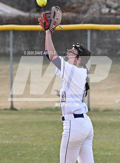 Thumbnail 2 in Mountain Ridge @ Riverton photogallery.