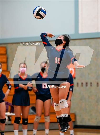 Thumbnail 2 in St. Francis vs. Cosumnes Oaks (CIF SJS D1 Semifinal) photogallery.