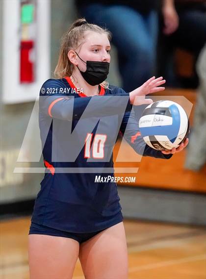Thumbnail 2 in St. Francis vs. Cosumnes Oaks (CIF SJS D1 Semifinal) photogallery.