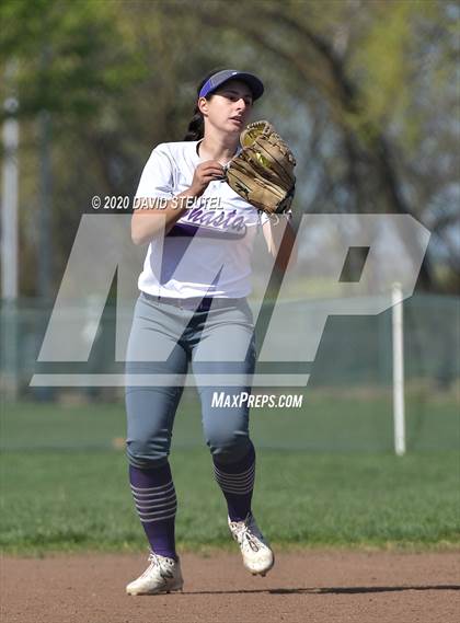 Thumbnail 2 in Shasta vs. Enterprise (Pleasant Valley Tournament) photogallery.