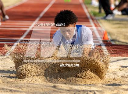 Thumbnail 3 in Marvin Ridge Invitational photogallery.