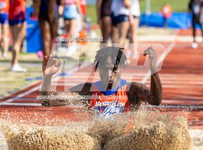 Thumbnail 3 in Marvin Ridge Invitational photogallery.