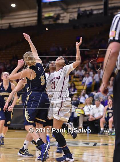Thumbnail 2 in Evergreen vs. Sand Creek (CHSAA 4A Semifinal) photogallery.