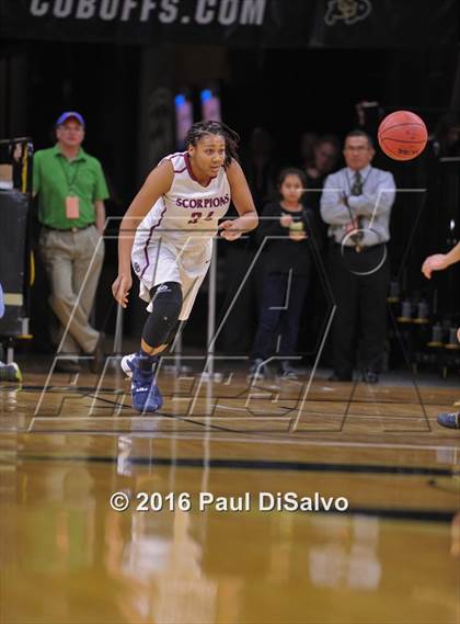 Thumbnail 3 in Evergreen vs. Sand Creek (CHSAA 4A Semifinal) photogallery.
