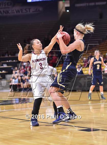 Thumbnail 3 in Evergreen vs. Sand Creek (CHSAA 4A Semifinal) photogallery.