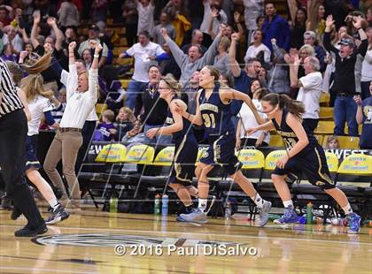 Thumbnail 2 in Evergreen vs. Sand Creek (CHSAA 4A Semifinal) photogallery.