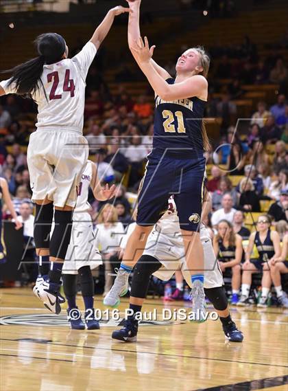 Thumbnail 1 in Evergreen vs. Sand Creek (CHSAA 4A Semifinal) photogallery.