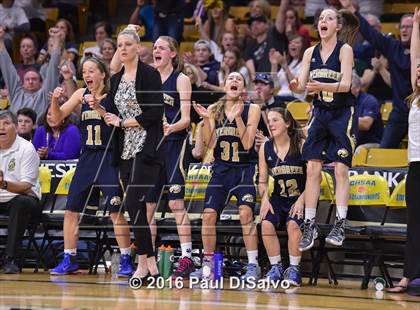 Thumbnail 3 in Evergreen vs. Sand Creek (CHSAA 4A Semifinal) photogallery.