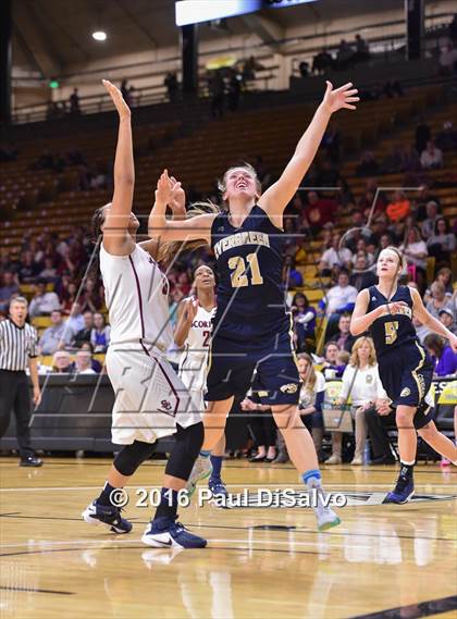 Thumbnail 2 in Evergreen vs. Sand Creek (CHSAA 4A Semifinal) photogallery.