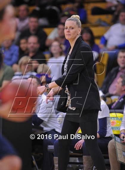 Thumbnail 2 in Evergreen vs. Sand Creek (CHSAA 4A Semifinal) photogallery.