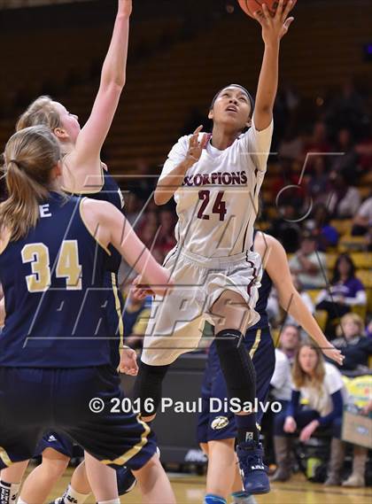 Thumbnail 1 in Evergreen vs. Sand Creek (CHSAA 4A Semifinal) photogallery.