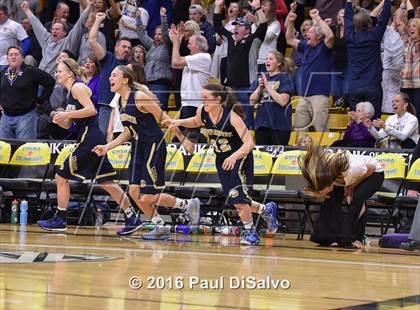 Thumbnail 3 in Evergreen vs. Sand Creek (CHSAA 4A Semifinal) photogallery.