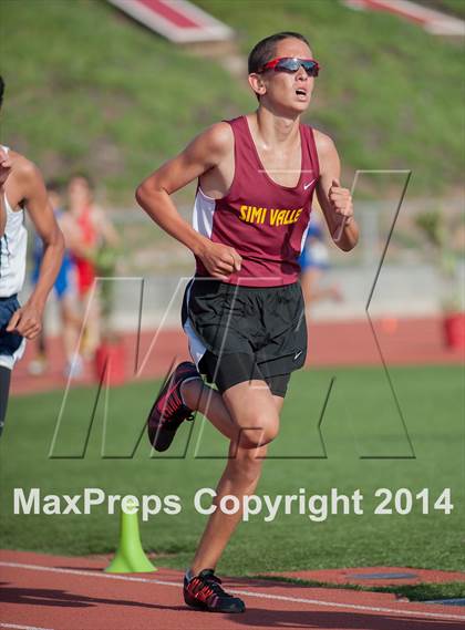Thumbnail 2 in Redondo Nike Invitational (Boys 3200M) photogallery.