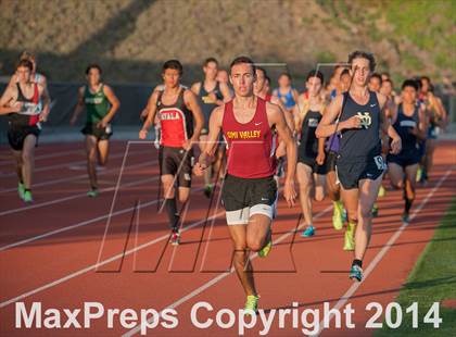 Thumbnail 2 in Redondo Nike Invitational (Boys 3200M) photogallery.