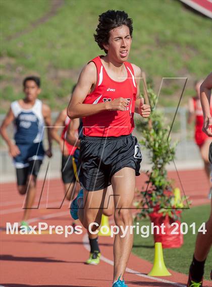 Thumbnail 1 in Redondo Nike Invitational (Boys 3200M) photogallery.