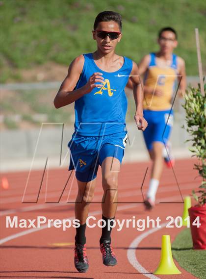 Thumbnail 1 in Redondo Nike Invitational (Boys 3200M) photogallery.